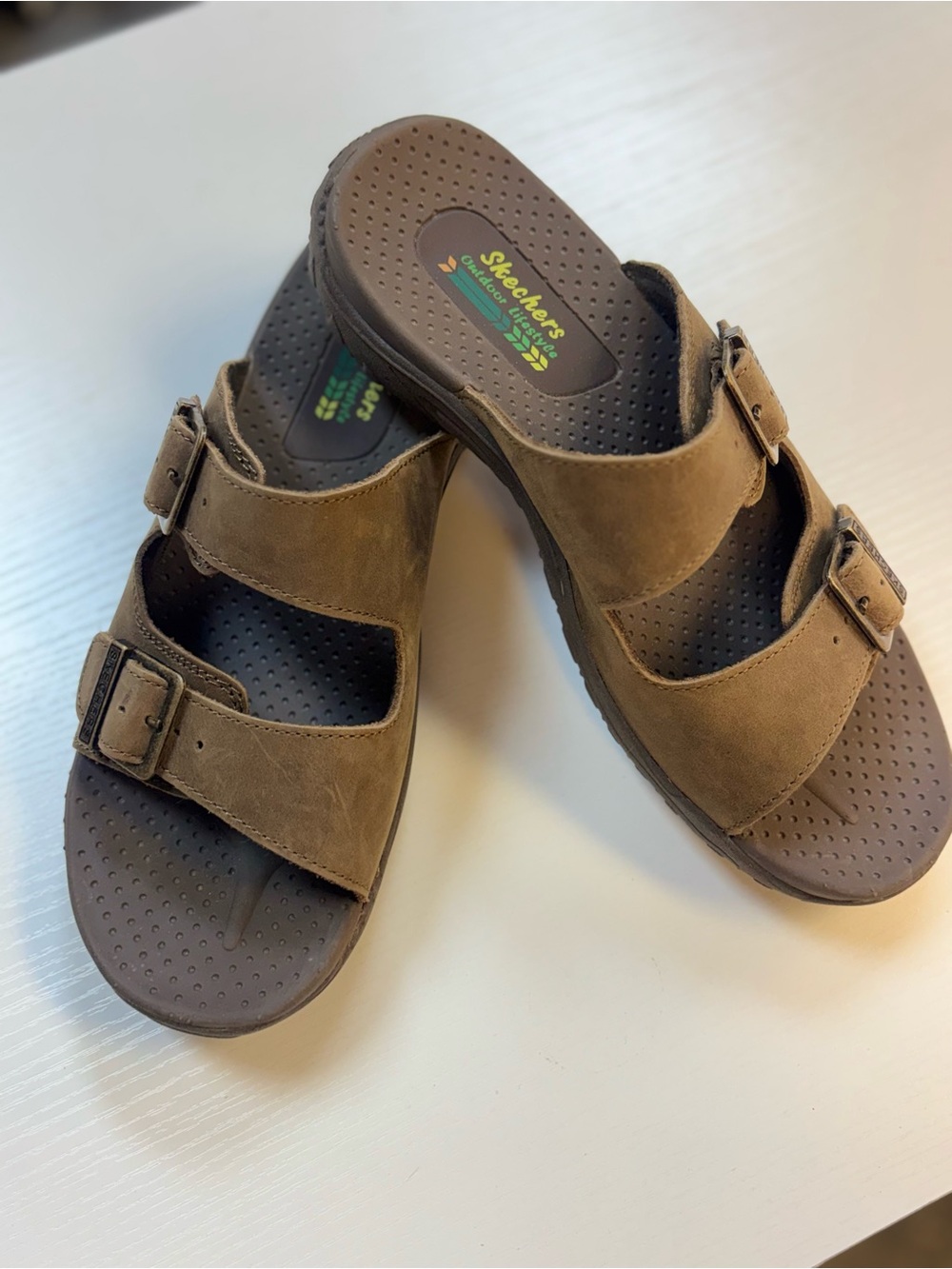 Skechers Women’s Brown Leather Double Buckle Slide Sandals Size 9
